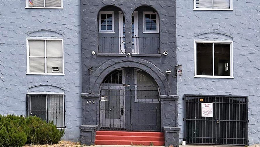 Apartments on Alcatraz Ave · Oakland photo 3